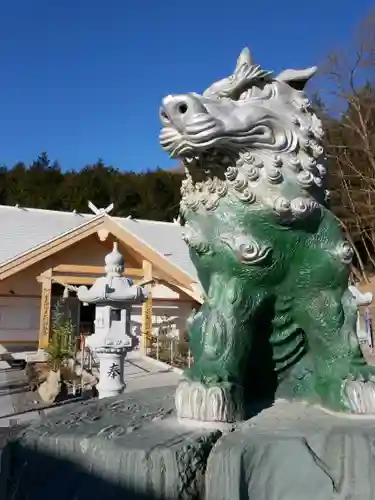 石鎚神社（関東石鎚神社）の狛犬