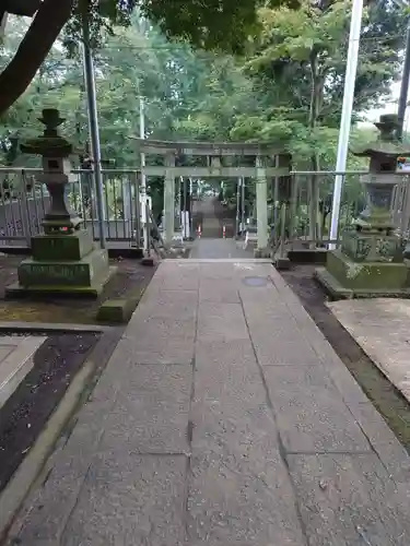 六所神社の鳥居