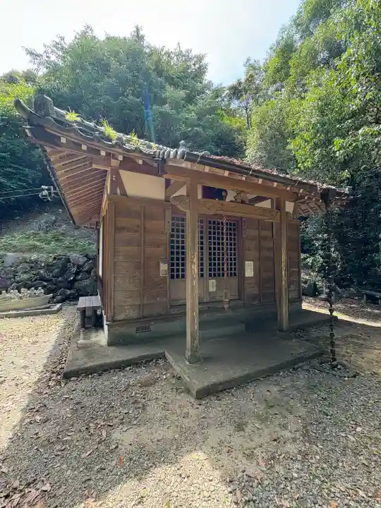 弥谷観音堂の本殿・本堂