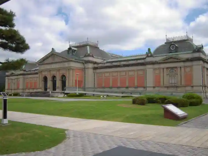 蓮華王院(三十三間堂)の周辺