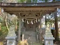 清水八幡神社の{uncategorized: "未分類", other: "その他", undefined: "問題あり", building: "その他建物", grave: "お墓", sacred_gate: "鳥居", guardian: "狛犬", statue: "像", buddha: "仏像", history: "歴史", nature: "自然", garden: "庭園", animal: "動物", pagoda: "塔", temizu: "手水舎", mountain_gate: "山門・神門", sanctuary: "本殿・本堂", subordinate: "末社・摂社", art: "芸術", scenery: "景色", jizo: "地蔵", ema: "絵馬", goshuin: "御朱印", omikuji: "おみくじ", items: "授与品その他", amulet: "お守り", goshuincho: "御朱印帳", eats: "食事", festival: "お祭り", votive_dance: "神楽", shichigosan: "七五三参", wedding: "結婚式", experience: "体験その他", initially: "初詣", around: "周辺", anti_infection: "感染症対策"}