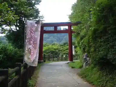 武蔵御嶽神社の鳥居