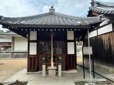 大念佛寺の{uncategorized: "未分類", other: "その他", undefined: "問題あり", building: "その他建物", grave: "お墓", sacred_gate: "鳥居", guardian: "狛犬", statue: "像", buddha: "仏像", history: "歴史", nature: "自然", garden: "庭園", animal: "動物", pagoda: "塔", temizu: "手水舎", mountain_gate: "山門・神門", sanctuary: "本殿・本堂", subordinate: "末社・摂社", art: "芸術", scenery: "景色", jizo: "地蔵", ema: "絵馬", goshuin: "御朱印", omikuji: "おみくじ", items: "授与品その他", amulet: "お守り", goshuincho: "御朱印帳", eats: "食事", festival: "お祭り", votive_dance: "神楽", shichigosan: "七五三参", wedding: "結婚式", experience: "体験その他", initially: "初詣", around: "周辺", anti_infection: "感染症対策"}