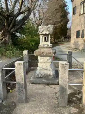 水神社の{uncategorized: "未分類", other: "その他", undefined: "問題あり", building: "その他建物", grave: "お墓", sacred_gate: "鳥居", guardian: "狛犬", statue: "像", buddha: "仏像", history: "歴史", nature: "自然", garden: "庭園", animal: "動物", pagoda: "塔", temizu: "手水舎", mountain_gate: "山門・神門", sanctuary: "本殿・本堂", subordinate: "末社・摂社", art: "芸術", scenery: "景色", jizo: "地蔵", ema: "絵馬", goshuin: "御朱印", omikuji: "おみくじ", items: "授与品その他", amulet: "お守り", goshuincho: "御朱印帳", eats: "食事", festival: "お祭り", votive_dance: "神楽", shichigosan: "七五三参", wedding: "結婚式", experience: "体験その他", initially: "初詣", around: "周辺", anti_infection: "感染症対策"}