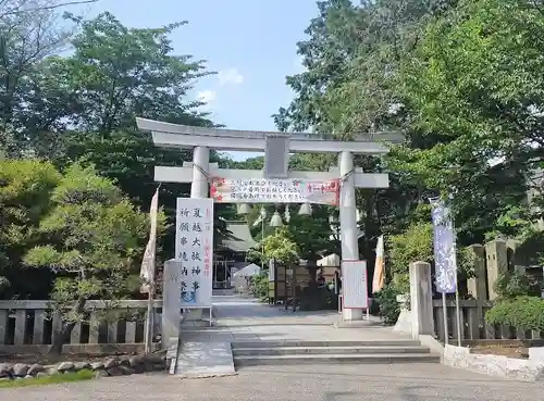 鎮守氷川神社の鳥居