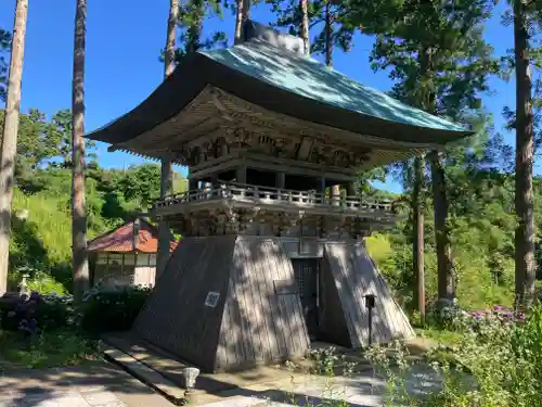 蓮華峯寺(新潟県)