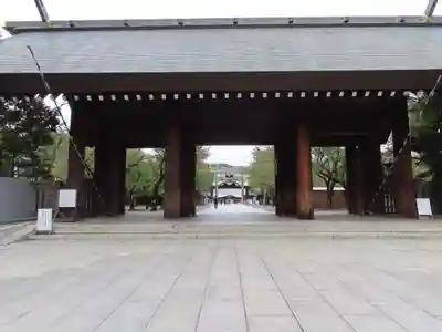 靖國神社の山門・神門