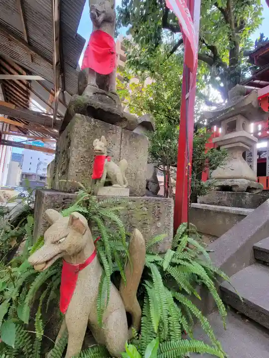 常楽寺六角堂稲荷大明神(愛媛県)