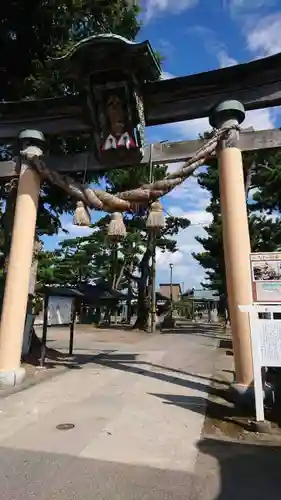  放生津八幡宮(富山県)