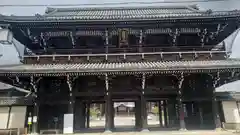 高田本山専修寺の山門