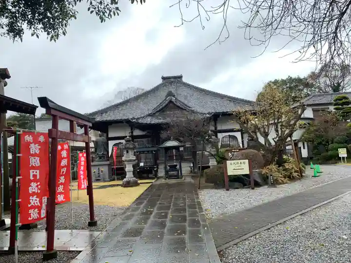 妙建寺の本殿・本堂