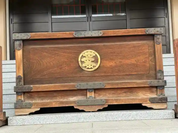 霊巌寺の本殿・本堂