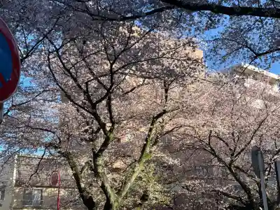 弘明寺の{uncategorized: "未分類", other: "その他", undefined: "問題あり", building: "その他建物", grave: "お墓", sacred_gate: "鳥居", guardian: "狛犬", statue: "像", buddha: "仏像", history: "歴史", nature: "自然", garden: "庭園", animal: "動物", pagoda: "塔", temizu: "手水舎", mountain_gate: "山門・神門", sanctuary: "本殿・本堂", subordinate: "末社・摂社", art: "芸術", scenery: "景色", jizo: "地蔵", ema: "絵馬", goshuin: "御朱印", omikuji: "おみくじ", items: "授与品その他", amulet: "お守り", goshuincho: "御朱印帳", eats: "食事", festival: "お祭り", votive_dance: "神楽", shichigosan: "七五三参", wedding: "結婚式", experience: "体験その他", initially: "初詣", around: "周辺", anti_infection: "感染症対策"}