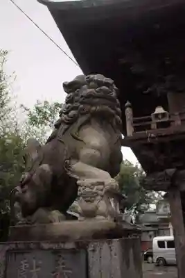 穴切大神社の狛犬
