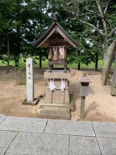 万九千社の末社・摂社