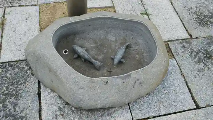 治陸寺の手水舎