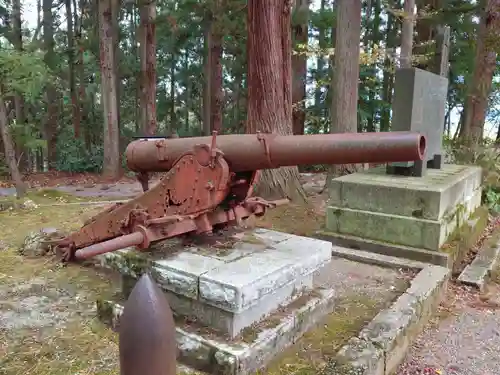 春日山神社の建物その他