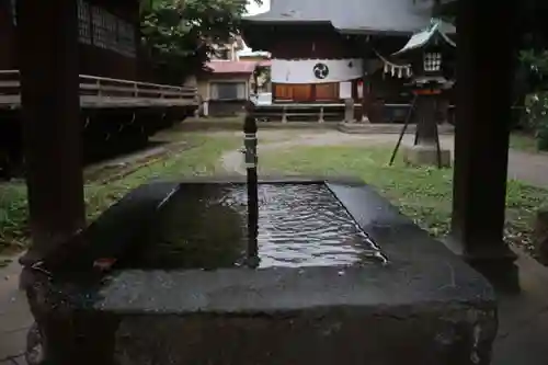 神明神社の手水舎