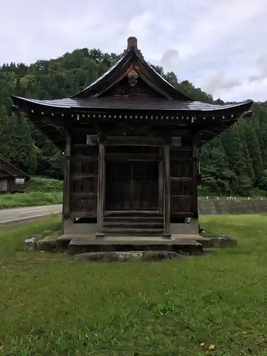 十二神社の本殿・本堂