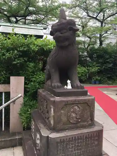 芝大神宮の狛犬