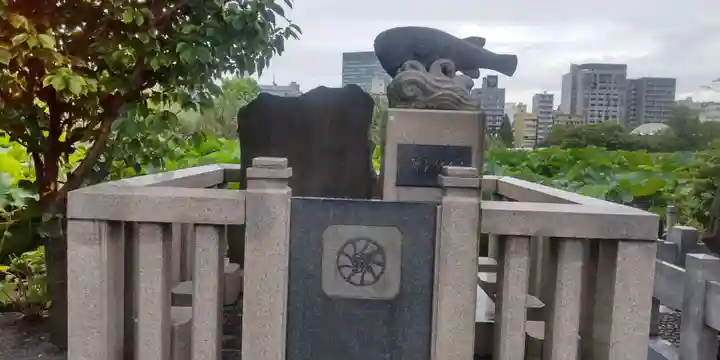 寛永寺不忍池弁天堂(東京都)