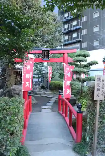 羽衣町厳島神社（関内厳島神社・横浜弁天）の鳥居