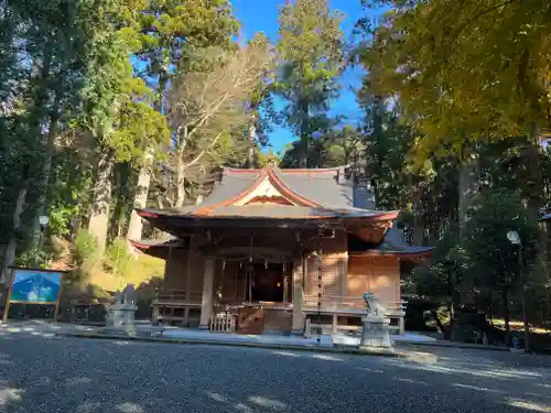 須山浅間神社の本殿