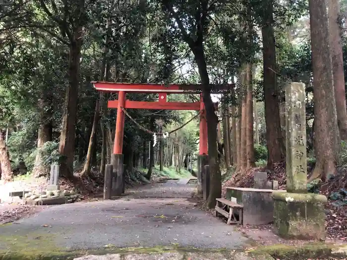 日光神社の鳥居