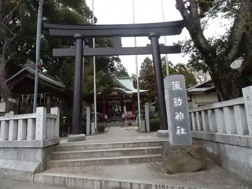 柏諏訪神社の鳥居