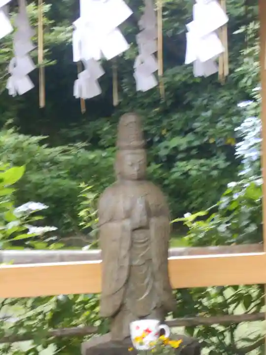 蛇苦止明神(蛇苦止堂)の仏像