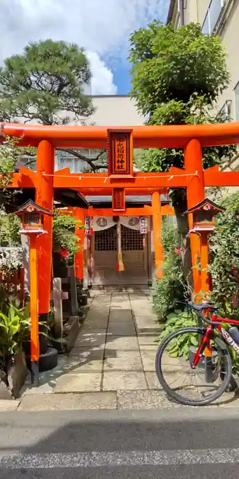 稲荷神社の鳥居