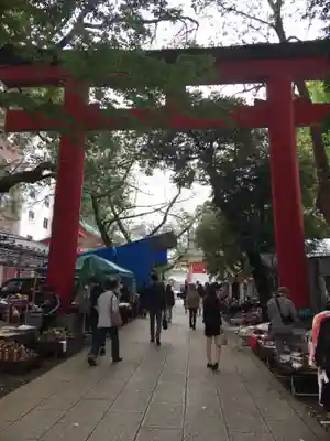 花園神社の鳥居