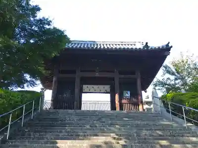 阿智神社の山門・神門