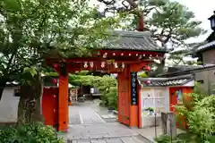 金剛寺（八坂庚申堂）の山門