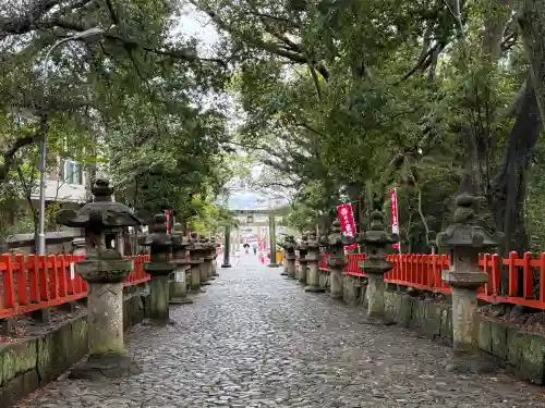 紀州東照宮の{uncategorized: "未分類", other: "その他", undefined: "問題あり", building: "その他建物", grave: "お墓", sacred_gate: "鳥居", guardian: "狛犬", statue: "像", buddha: "仏像", history: "歴史", nature: "自然", garden: "庭園", animal: "動物", pagoda: "塔", temizu: "手水舎", mountain_gate: "山門・神門", sanctuary: "本殿・本堂", subordinate: "末社・摂社", art: "芸術", scenery: "景色", jizo: "地蔵", ema: "絵馬", goshuin: "御朱印", omikuji: "おみくじ", items: "授与品その他", amulet: "お守り", goshuincho: "御朱印帳", eats: "食事", festival: "お祭り", votive_dance: "神楽", shichigosan: "七五三参", wedding: "結婚式", experience: "体験その他", initially: "初詣", around: "周辺", anti_infection: "感染症対策"}