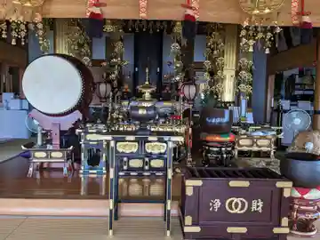 蓮花寺の本殿・本堂