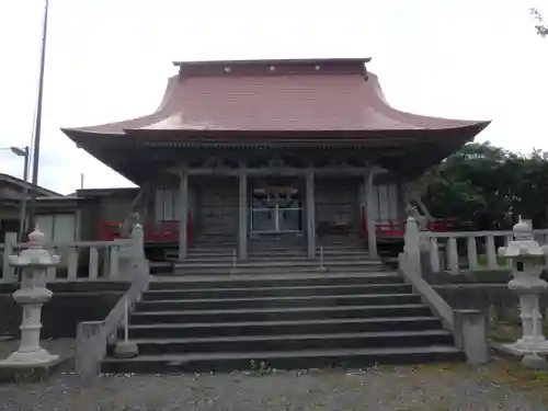 苫前神社の本殿