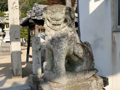 三島神社の狛犬
