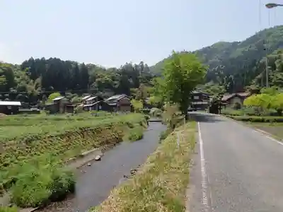 利川神社の周辺
