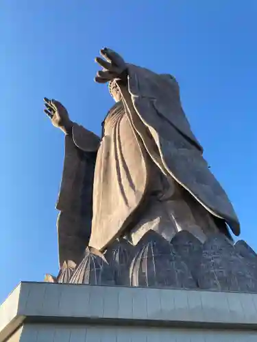 東本願寺本廟 牛久浄苑（牛久大仏）(茨城県)