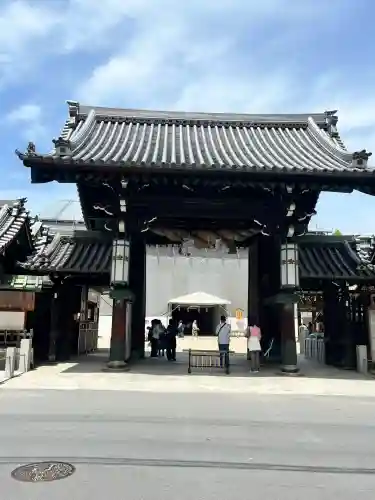 大阪天満宮の{uncategorized: "未分類", other: "その他", undefined: "問題あり", building: "その他建物", grave: "お墓", sacred_gate: "鳥居", guardian: "狛犬", statue: "像", buddha: "仏像", history: "歴史", nature: "自然", garden: "庭園", animal: "動物", pagoda: "塔", temizu: "手水舎", mountain_gate: "山門・神門", sanctuary: "本殿・本堂", subordinate: "末社・摂社", art: "芸術", scenery: "景色", jizo: "地蔵", ema: "絵馬", goshuin: "御朱印", omikuji: "おみくじ", items: "授与品その他", amulet: "お守り", goshuincho: "御朱印帳", eats: "食事", festival: "お祭り", votive_dance: "神楽", shichigosan: "七五三参", wedding: "結婚式", experience: "体験その他", initially: "初詣", around: "周辺", anti_infection: "感染症対策"}