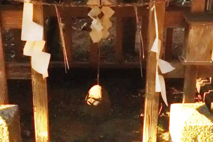 磯部稲村神社の{uncategorized: "未分類", other: "その他", undefined: "問題あり", building: "その他建物", grave: "お墓", sacred_gate: "鳥居", guardian: "狛犬", statue: "像", buddha: "仏像", history: "歴史", nature: "自然", garden: "庭園", animal: "動物", pagoda: "塔", temizu: "手水舎", mountain_gate: "山門・神門", sanctuary: "本殿・本堂", subordinate: "末社・摂社", art: "芸術", scenery: "景色", jizo: "地蔵", ema: "絵馬", goshuin: "御朱印", omikuji: "おみくじ", items: "授与品その他", amulet: "お守り", goshuincho: "御朱印帳", eats: "食事", festival: "お祭り", votive_dance: "神楽", shichigosan: "七五三参", wedding: "結婚式", experience: "体験その他", initially: "初詣", around: "周辺", anti_infection: "感染症対策"}