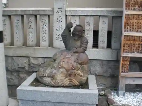 柳原蛭子神社の像