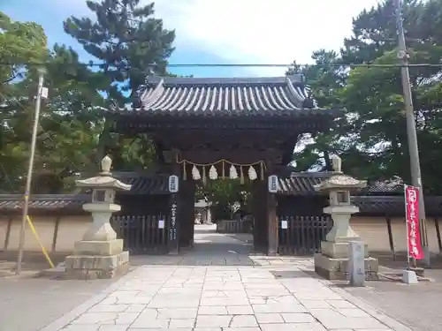 高砂神社の山門