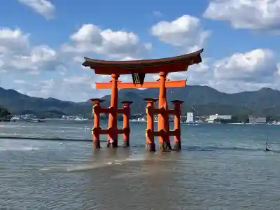 厳島神社(広島県)