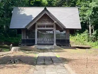 仁倉八幡神社の本殿・本堂