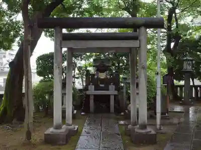 待乳山聖天(本龍院)の末社・摂社