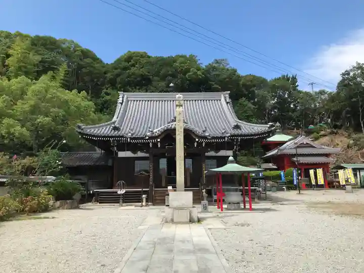 香西寺の本殿・本堂