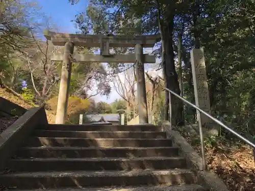 倭大国魂神社の鳥居