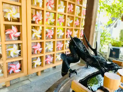 御嶽神社茅萱宮の手水舎